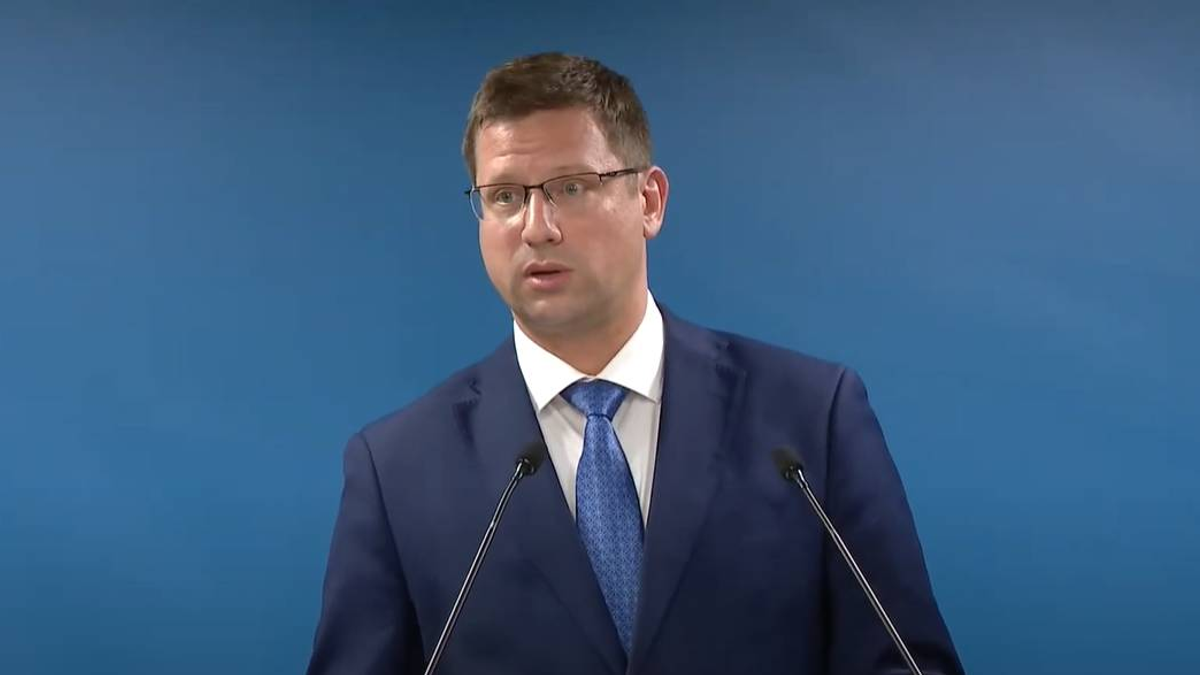 Gulyás Gergely: A bérek Magyarországon nem csökkennek, hanem nőnek