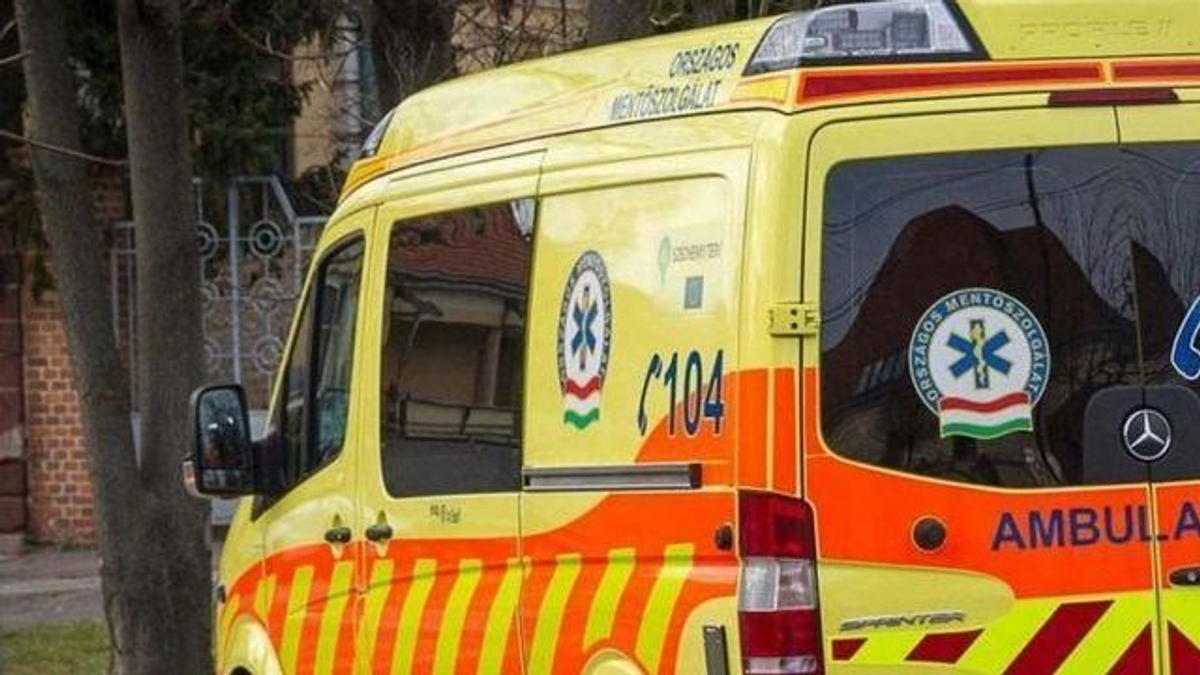Drámai újraélesztés: iskolai évzárón esett össze egy nő Zuglóban - így mentették meg