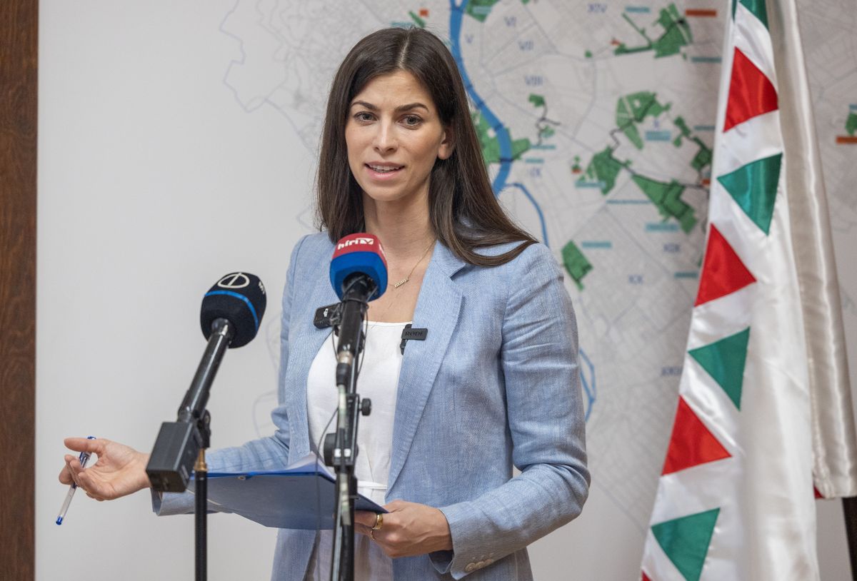 Szentkirályi Alexandra
