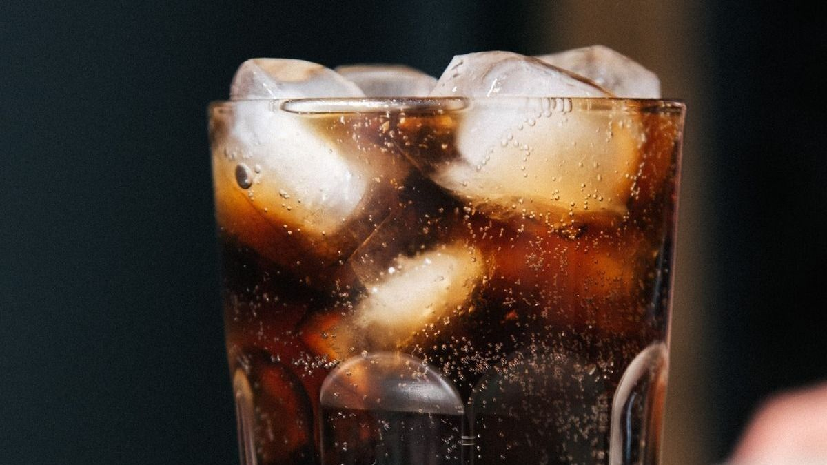 Hűsítő csoda a konyhában – Így válaszd ki a legjobb jégkockakészítőt otthonra