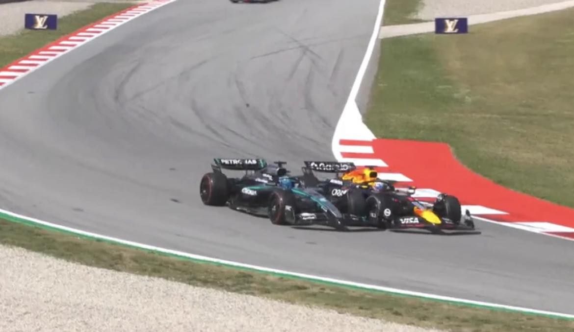 Max Verstappen versenye ezzel a hibával azonnal tönkrement Barcelonában