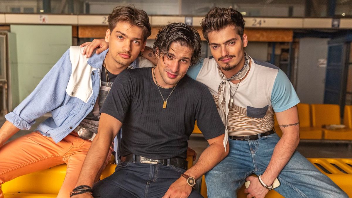 Minden jegy elkelt az Ember Márk, Kirády Marcell és Marics Peti alkotta, a Hogyan tudnék élni nélküled? című filmből ismert Kuplung együttes november 6-ai Aréna koncertjére 