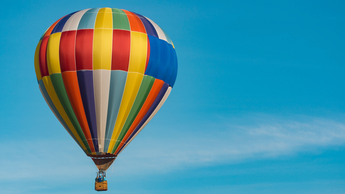 Tragédia a levegőben: nyolcan haltak meg egy hőlégballon-balesetben