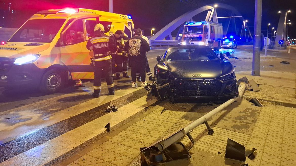 Sorra törnek a luxusautók Budapesten, itt történt legutóbbi baleset