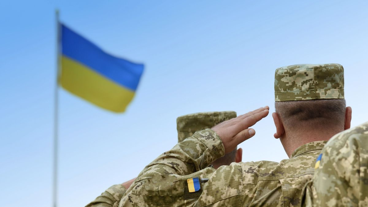 Sokkoló felvétel: Hűtőbe bújt gyereket hurcolnak el az ukránok - Videó