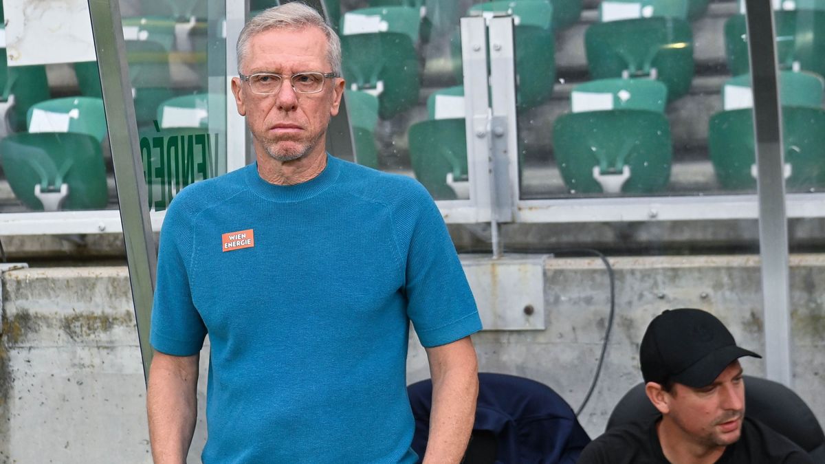 A korábbi Fradi-edző Peter Stöger idén augusztusban az ETO elleni győri kupavereség során