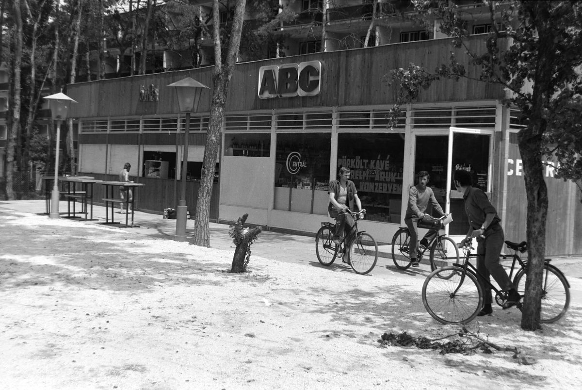ABC a szocializmusban. Retró kvízünkből kiderül, mennyire emlékszel a korszak áraira