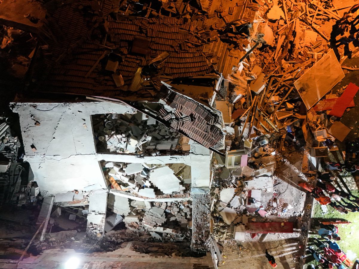 Gigantikus török földrengés rázta meg a régiót