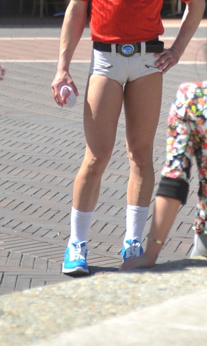 A szegedi picsaembernek (a képen) vetélytársa akadt? Budapesten látták Mr Forrónacit! / 