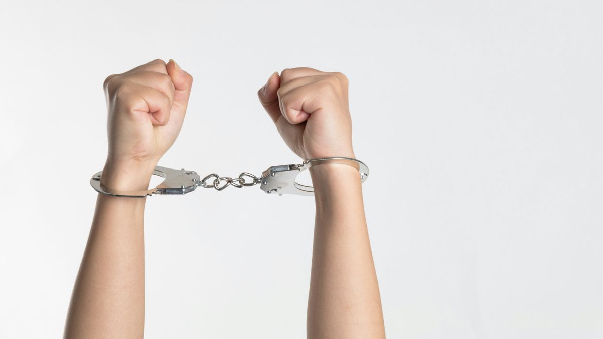 Kétéves kislány veszett el egyedül az erdőben