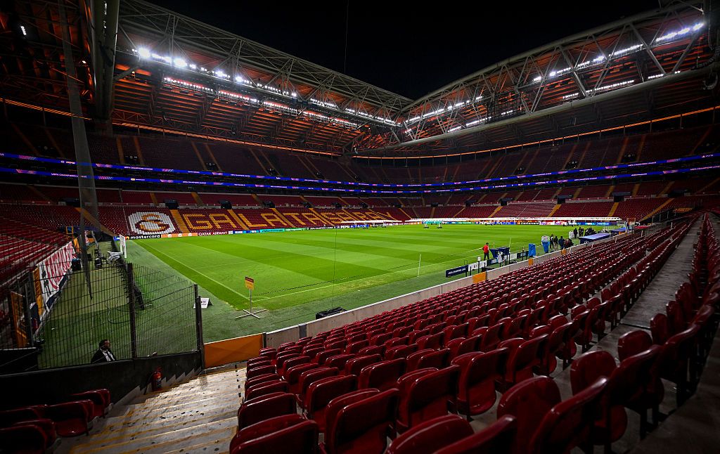 Három magyar is érdekelt a Galatasaray-Liverpool BL-meccsen