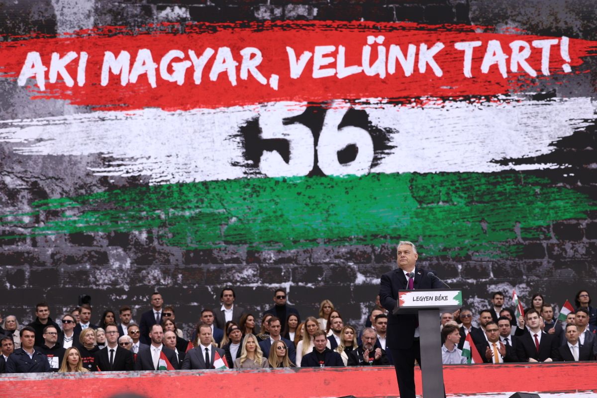 Orbán Viktor szerint az október 23-ai Békemeneten kétszer annyian voltak, mint a Tisza megmozduláson.