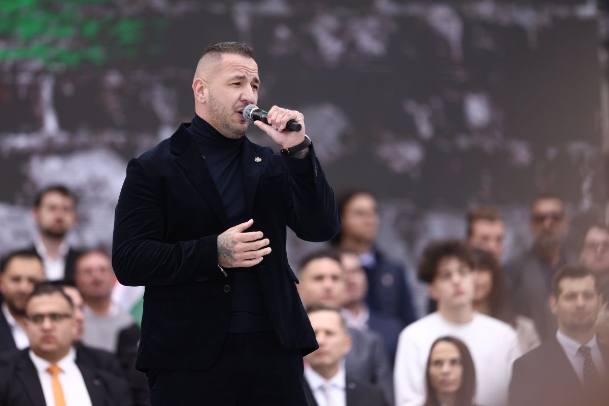 Curtis megszólalt az október 23-i fellépés után
