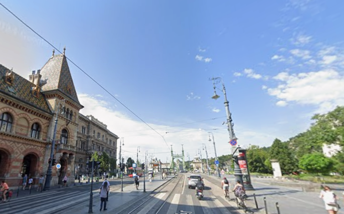 a loncsos fantom nőket pécéz ki magának