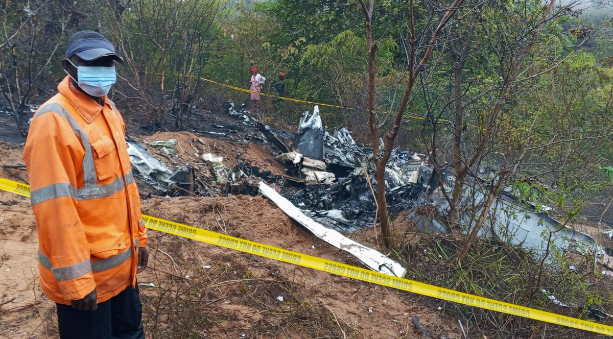 Süllős Gyula családjával, köztük két gyermekével együtt vesztette életét a kenyai repülőgép-szerencsétlenségben