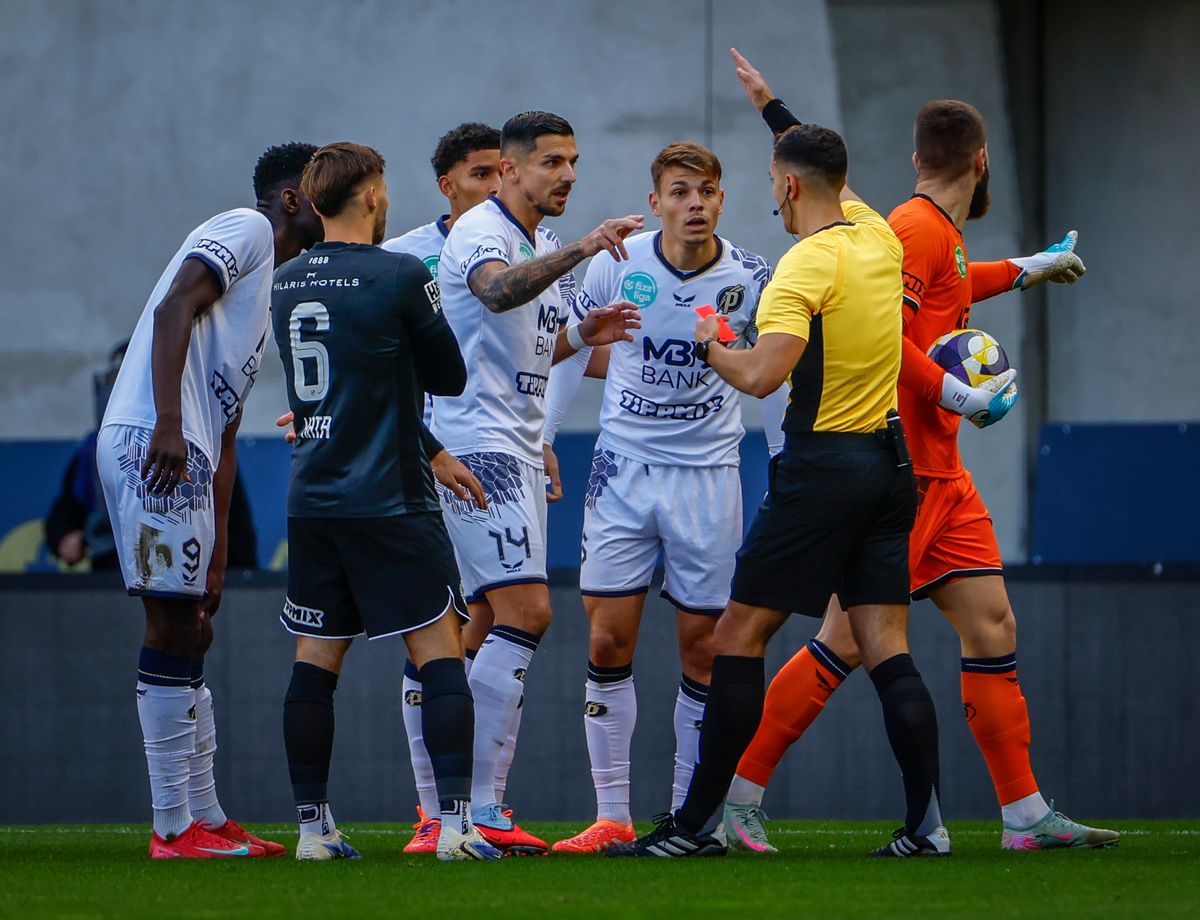 A piros lap után a Ferencváros elnöke, Kubatov Gábor is megszólalt