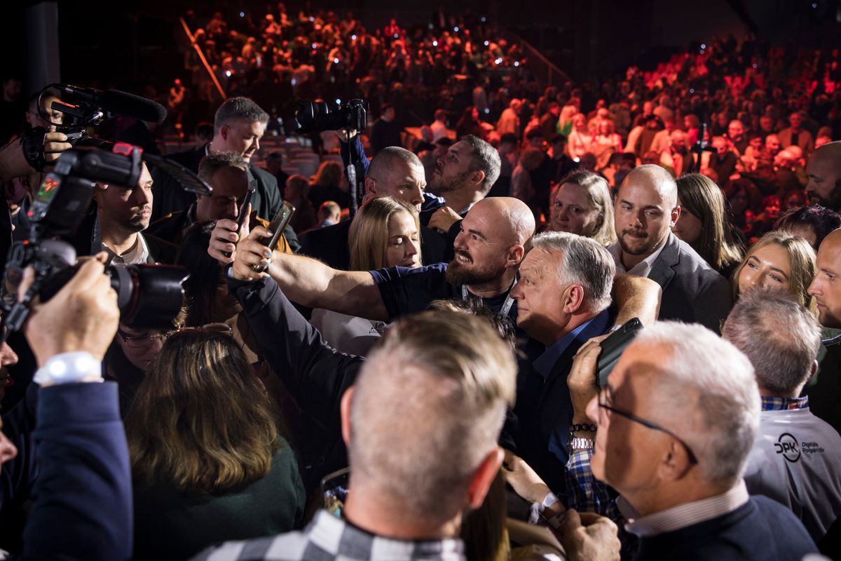DPK Háborúellenes gyűlés, Győr, 2025. 11. 15.  Orbán Viktor