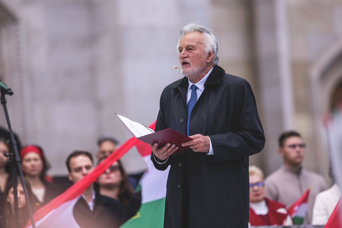 Körtvélyessy Zsolt színművész megemlékezésen