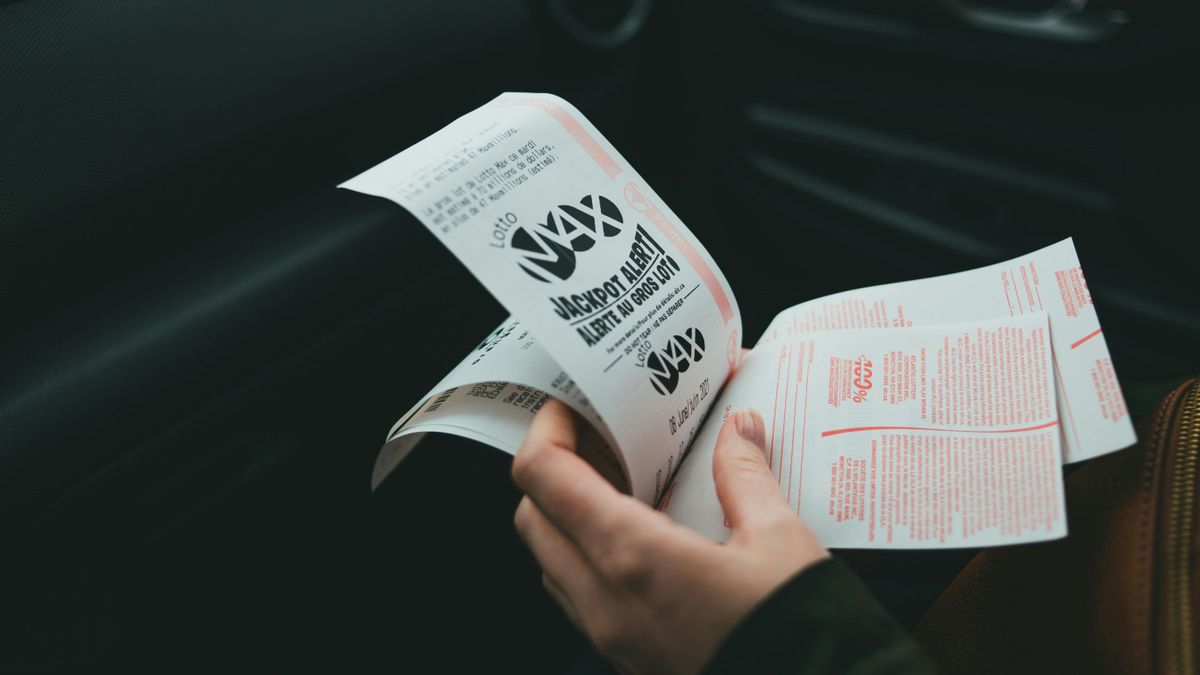 alt= a lottónyertes évekig bűnöző életet élt