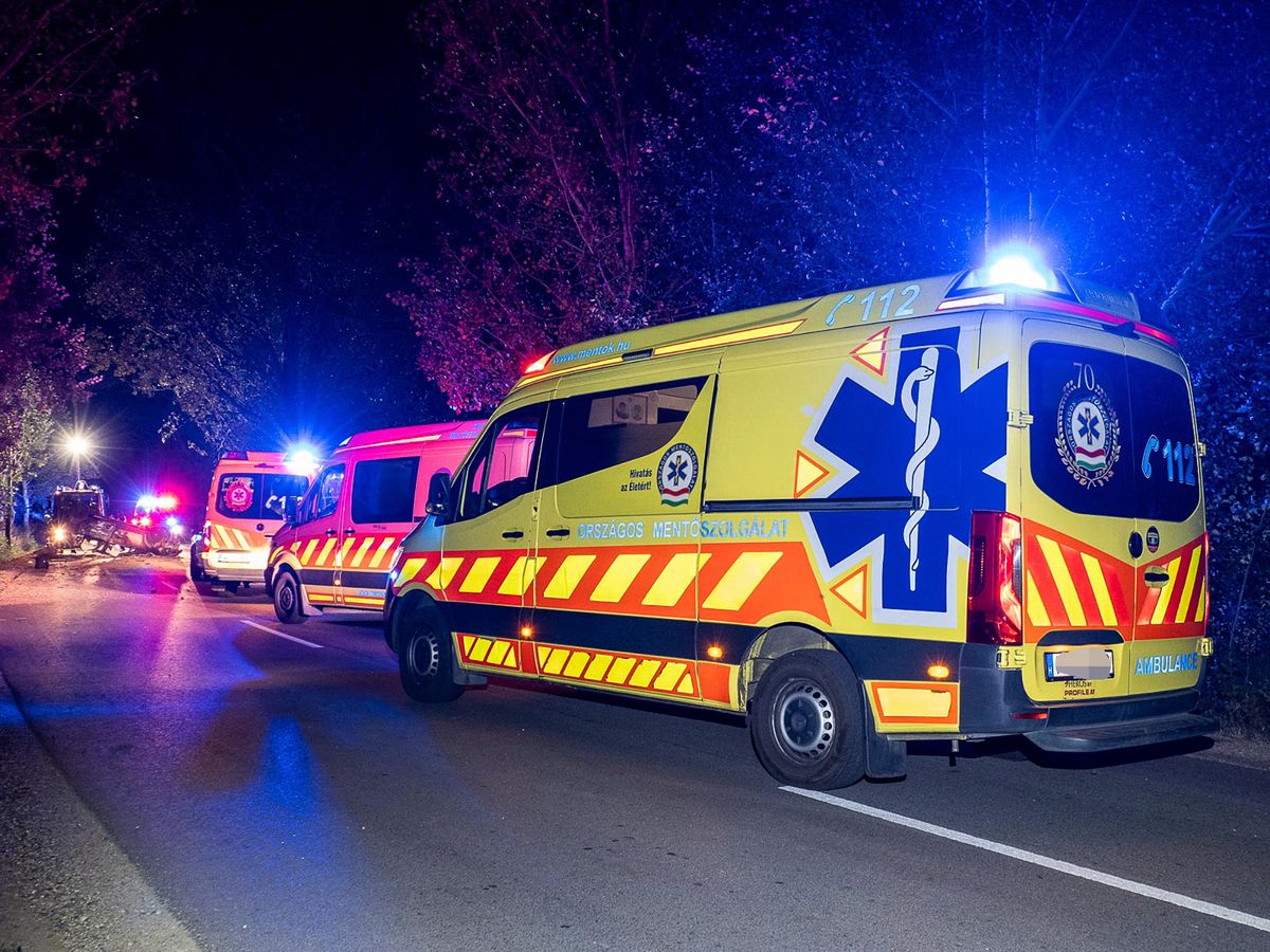 alt=Rohantak a mentők a baleset helyszínére