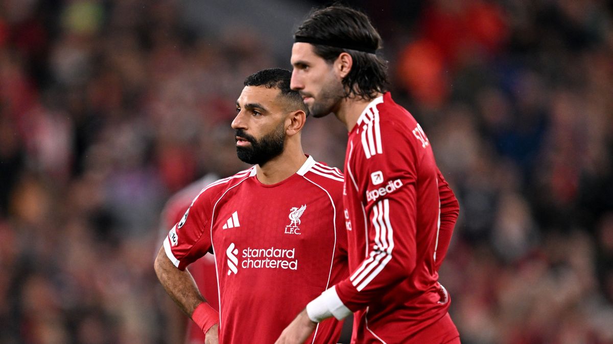 Szoboszlai Dominik (jobbra) remekül teljesített Mohamed Szalah (balra) posztján a West Ham ellen