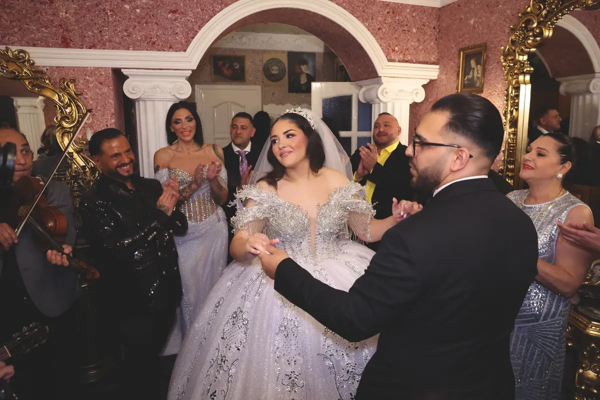 emilio kislánya elkelt