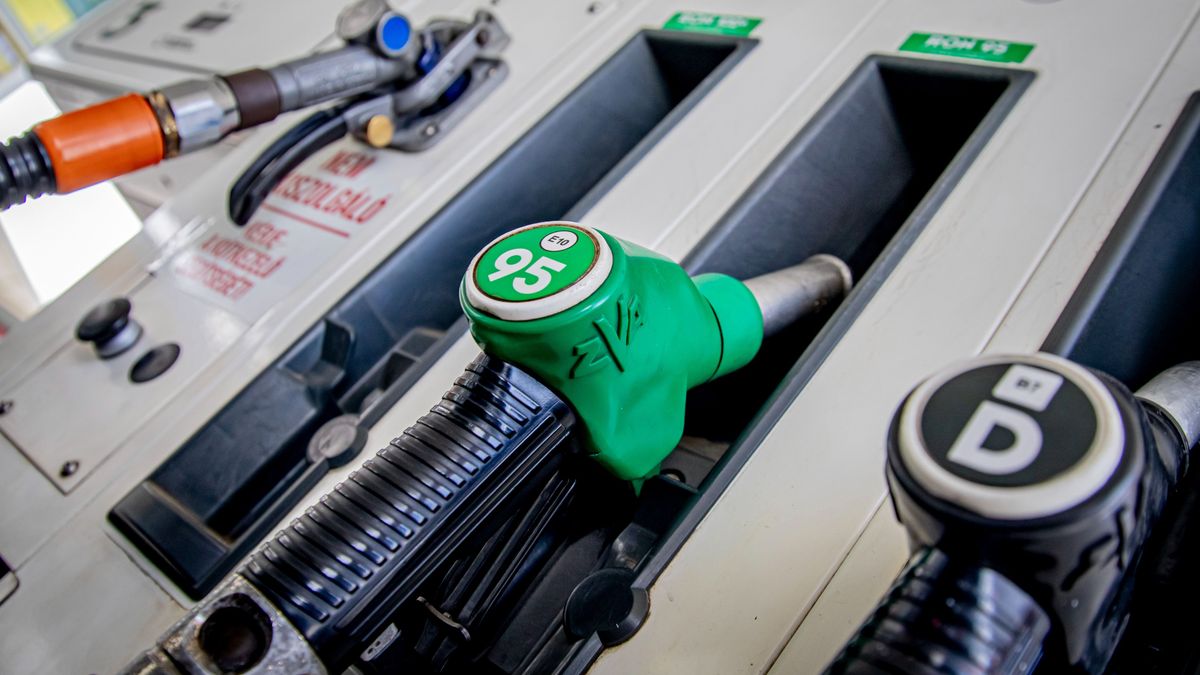 benzinkút-tankolás-7