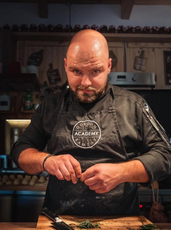 A Séfek Séfe győztese most egy újabb fine dining projektbe kezdett.