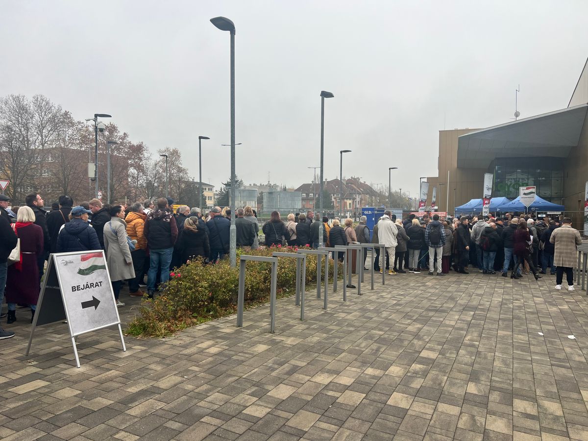 A Háborúellenes Gyűlésen Orbán Viktor is felszólal