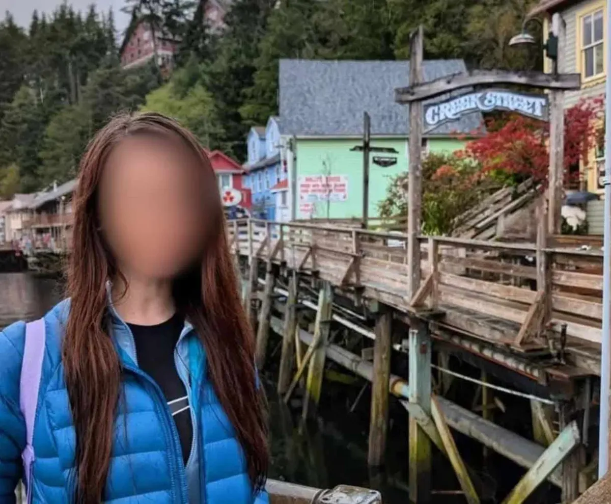  Pápáról eltűnt lány