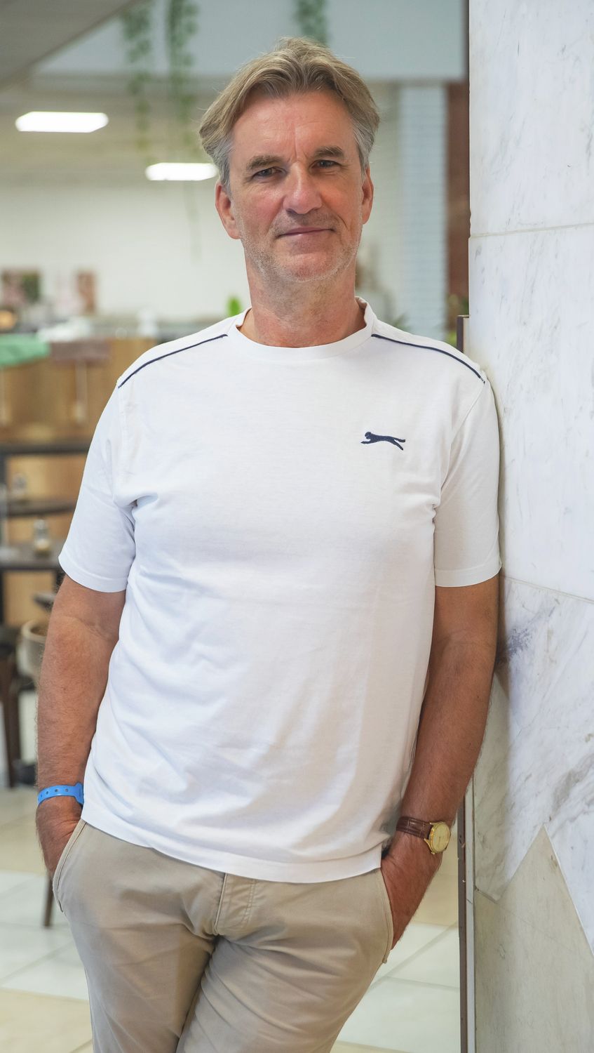 Lux Ádám bizonyos szempontból könnyen azonosulni tudott a színpadi karakterével