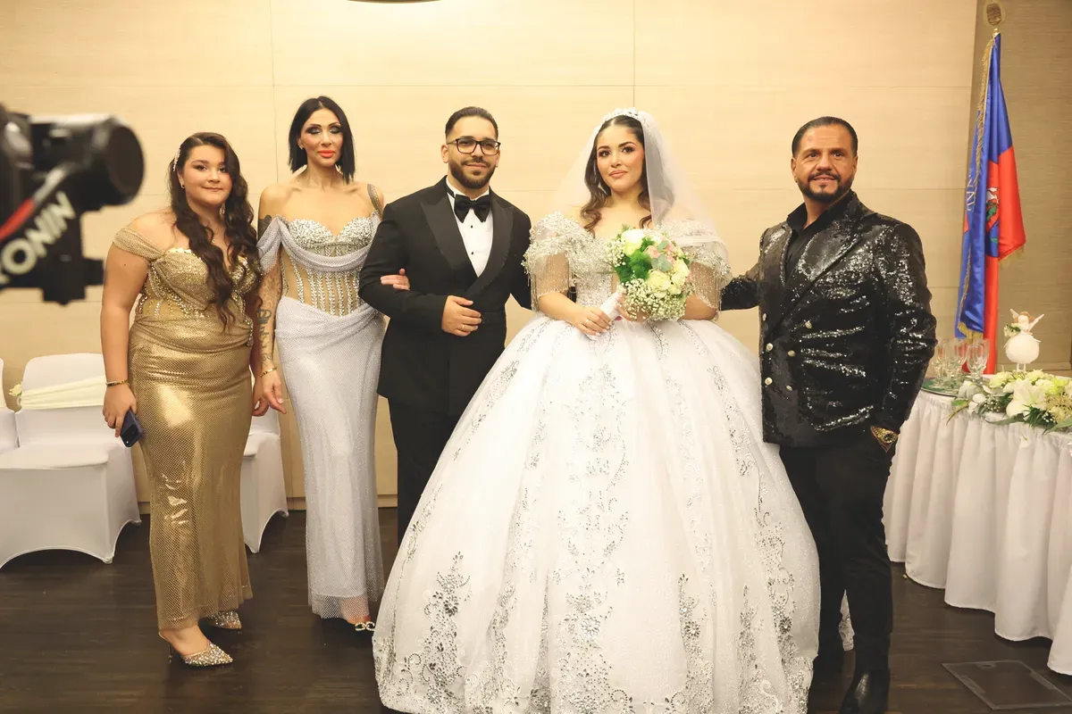  emilio lánya mennyasszonyi ruha