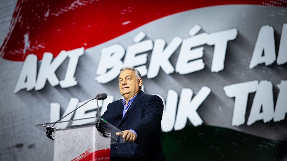 Háborúellenes Gyűlés Szegeden – Orbán Viktor  
 12.20 Szeged 