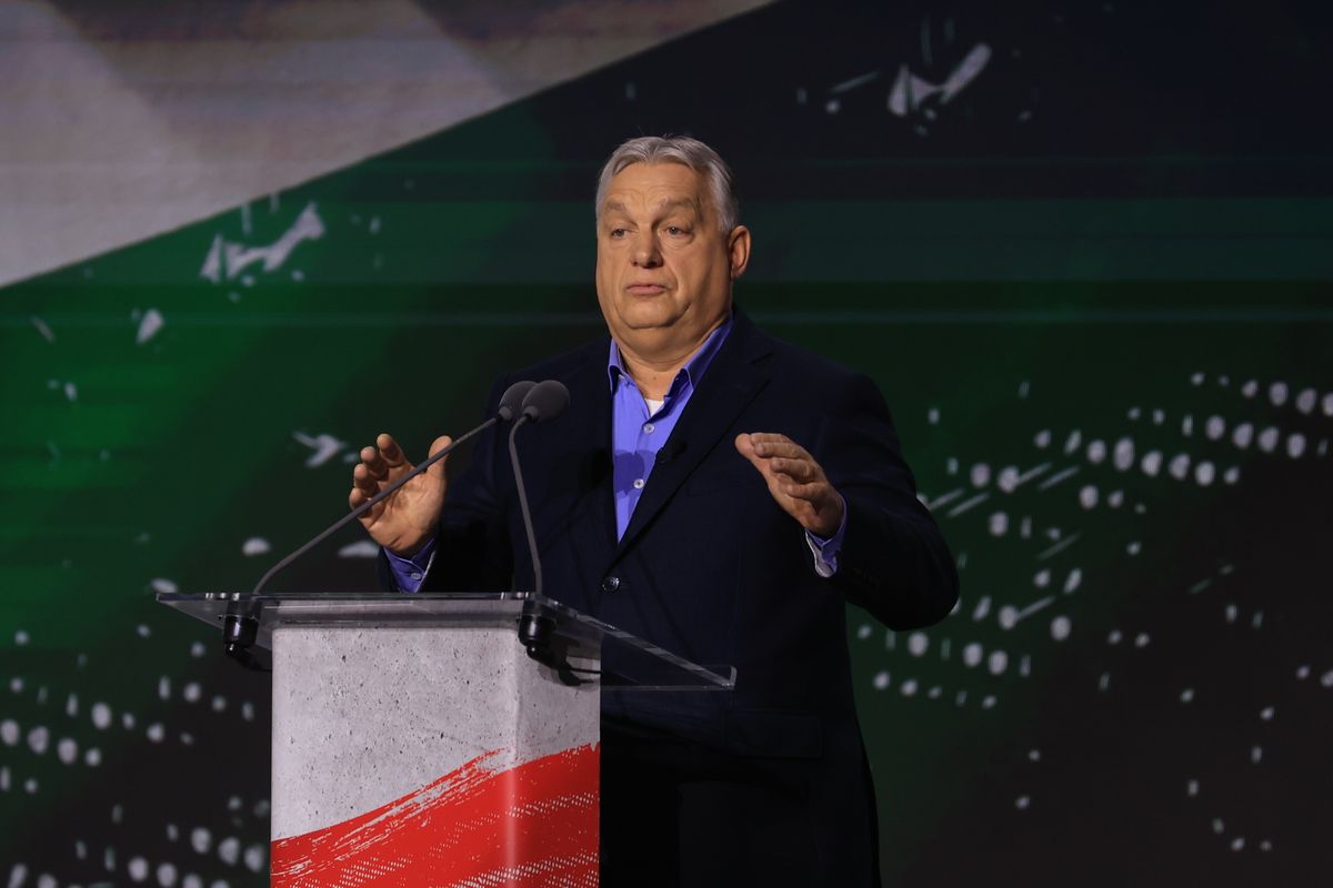 Háborúellenes Gyűlés Szegeden – Orbán Viktor  
 12.20 Szeged 
