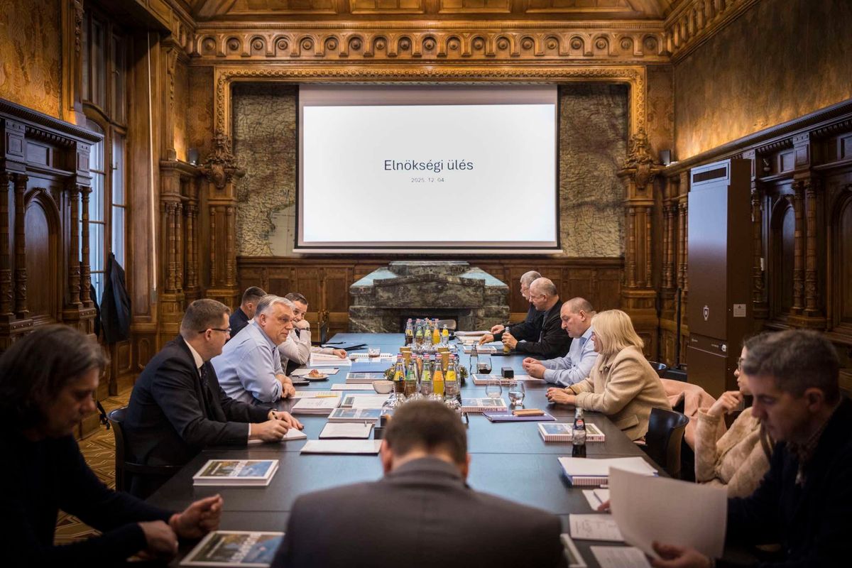 Forrás: Orbán Viktor