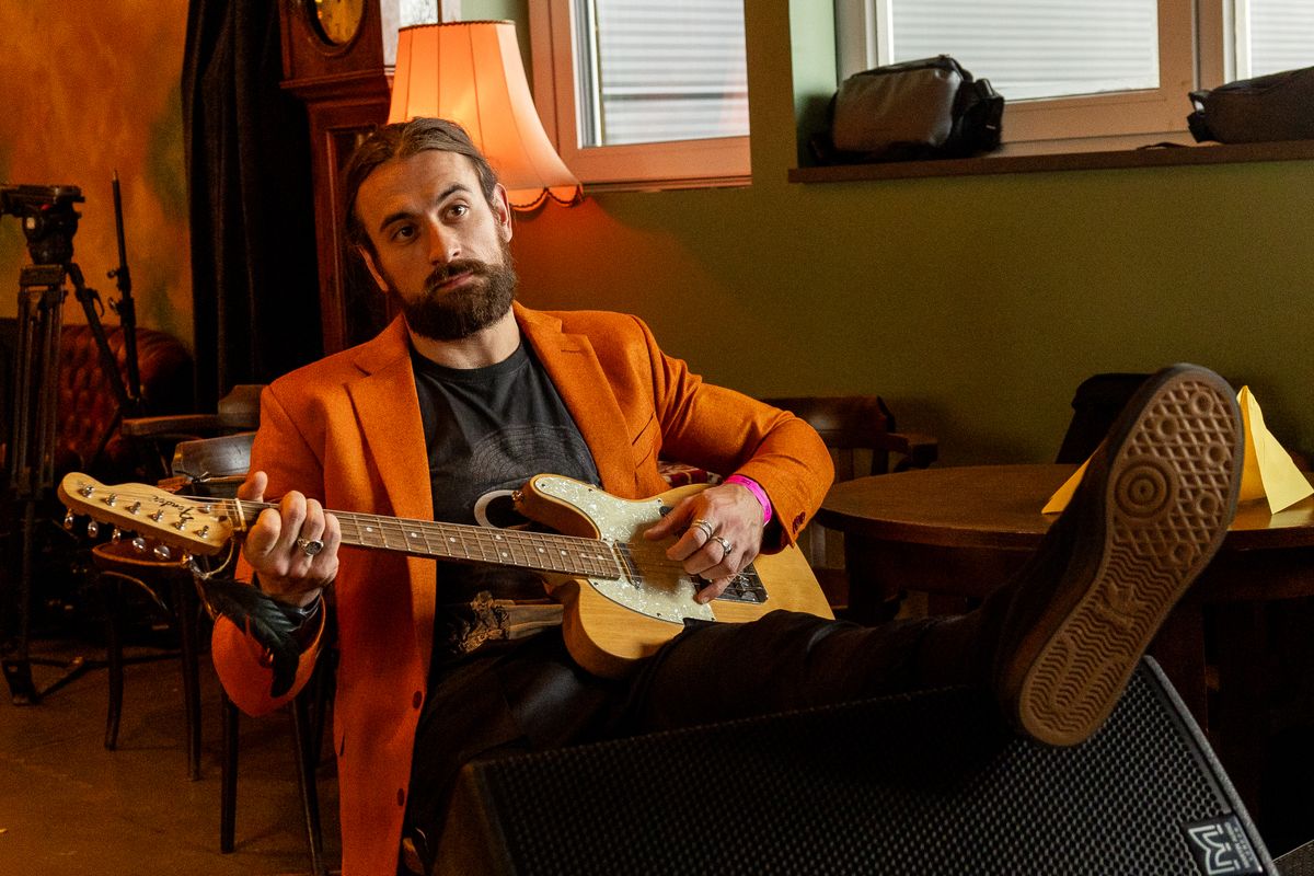 Kádár L. Gellért: Egy pörgős nap után kiváló levezetés a festés!  - METRO
