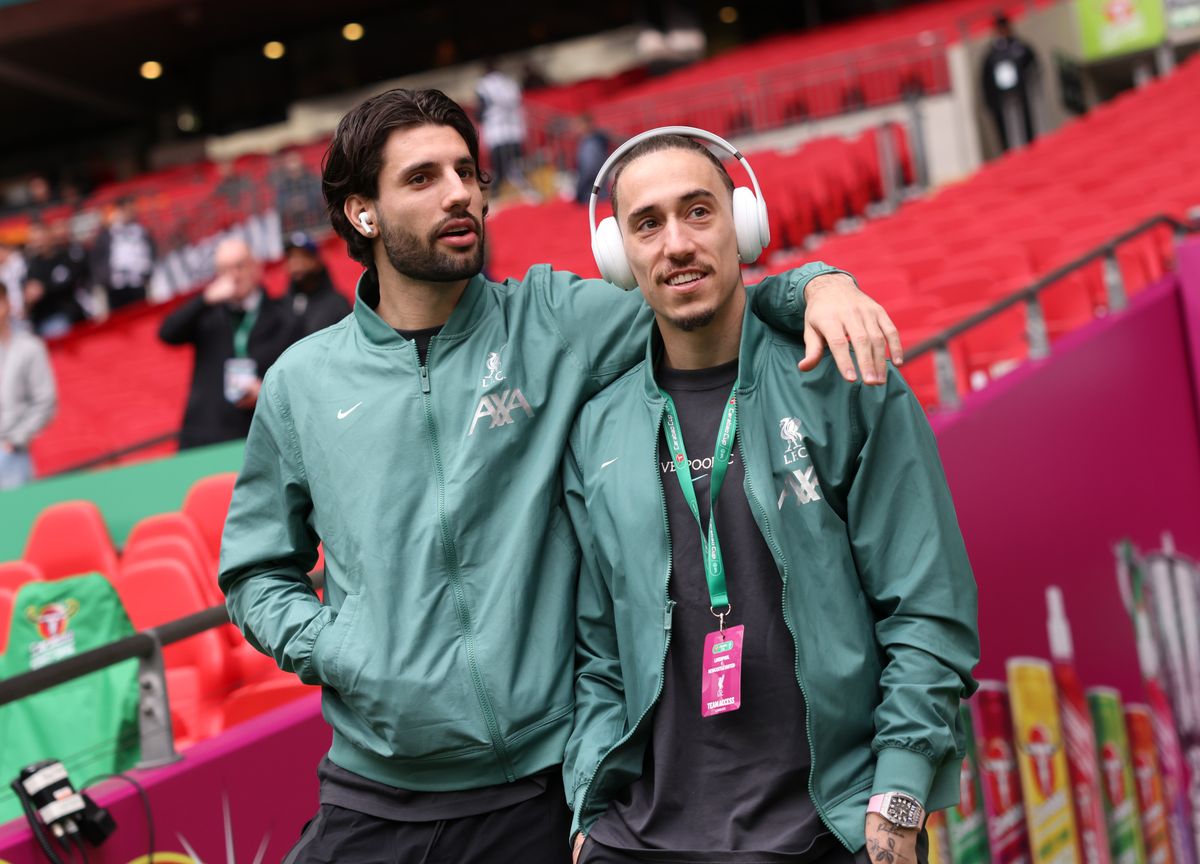 Kosztasz Cimíkasz (jobbra), Kerkez Milos posztriválisa Szoboszlai Dominik egyik legjobb barátja volt Liverpoolban