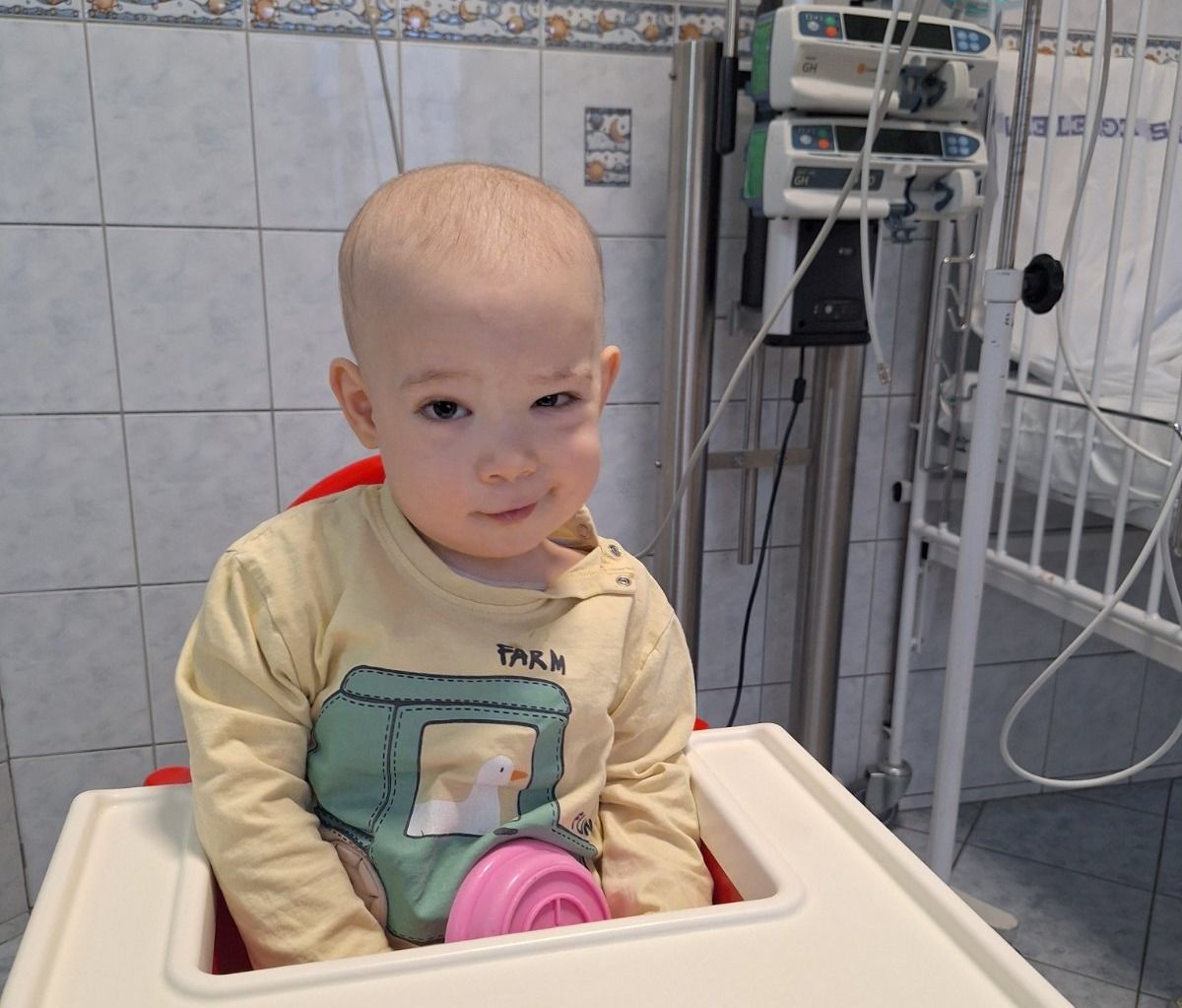 Bertold fiatal kora ellenére már túl van egy agyműtéten