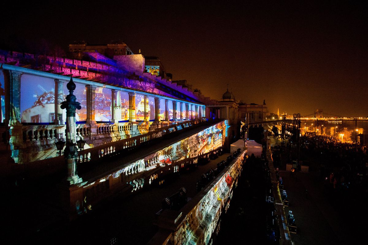 Több ingyenes program is lesz idén a várban március 15-én.