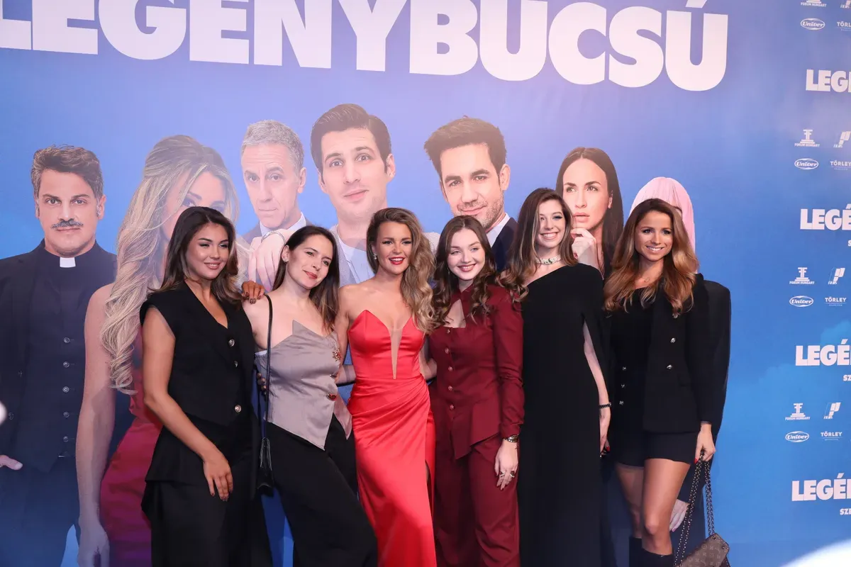 Horváth Csenge Kárpáti Rebeka miatt jelent meg a Legénybúcsú premierén barátnőivel.
