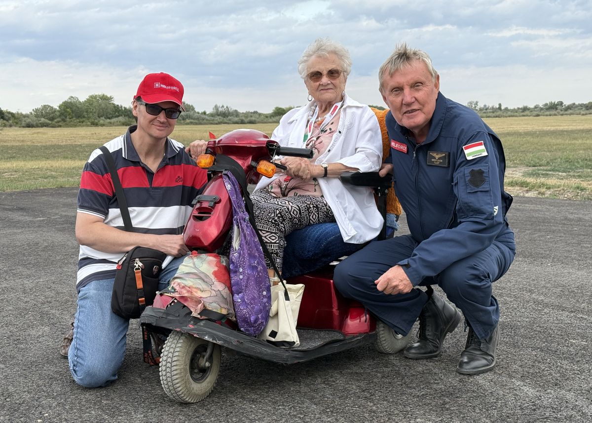 Anna néni szánkózni szeretne