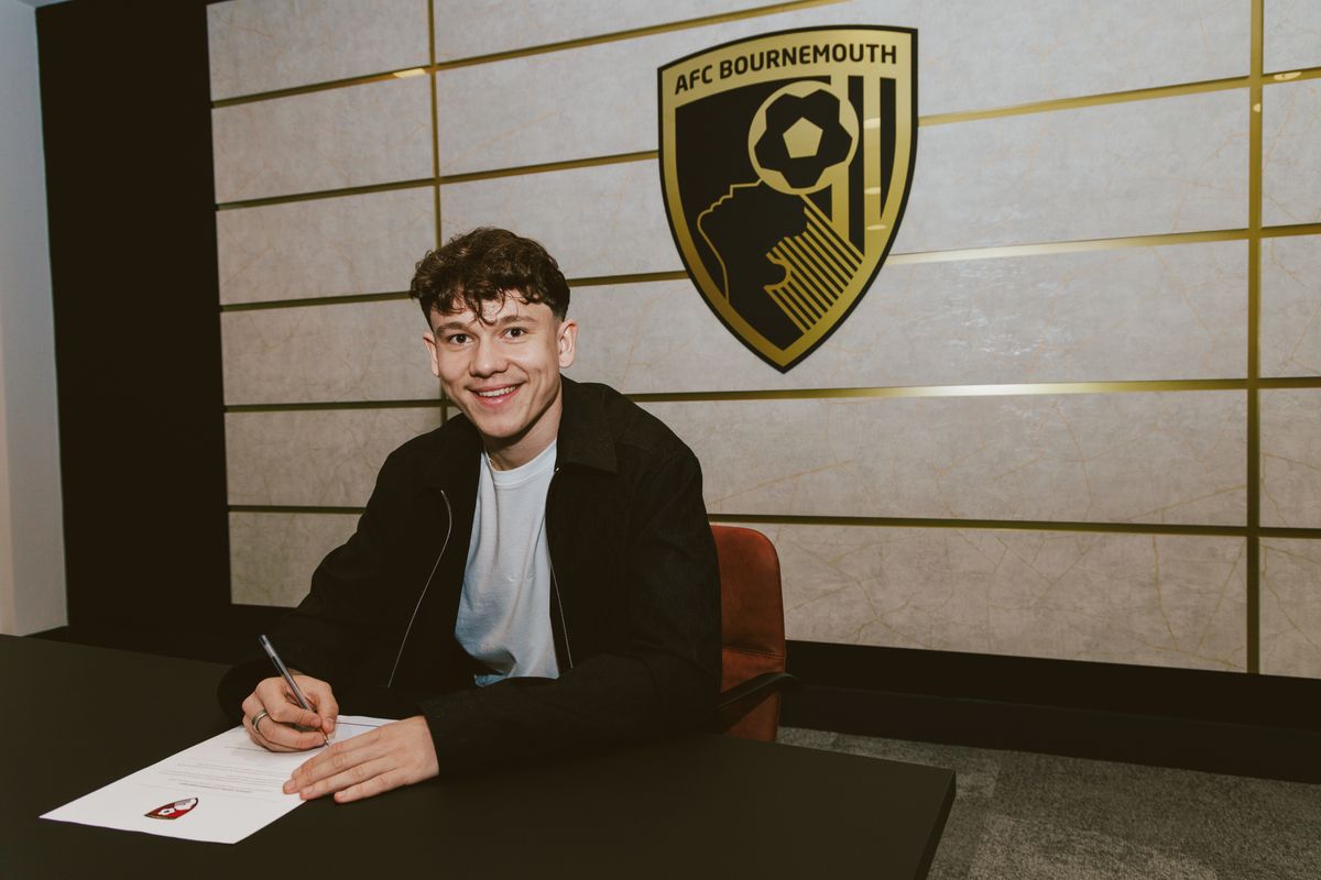 Tóth Alex 12 millió euró plusz bónuszok ellenében került Angliába