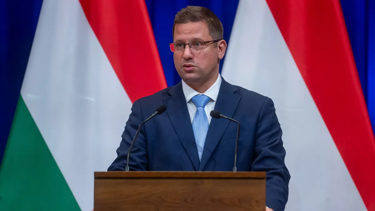  Gulyás Gergely kemény választ fogalmazott meg a Soros-féle Human Rights Watch jelentésének szerzőjéhez.