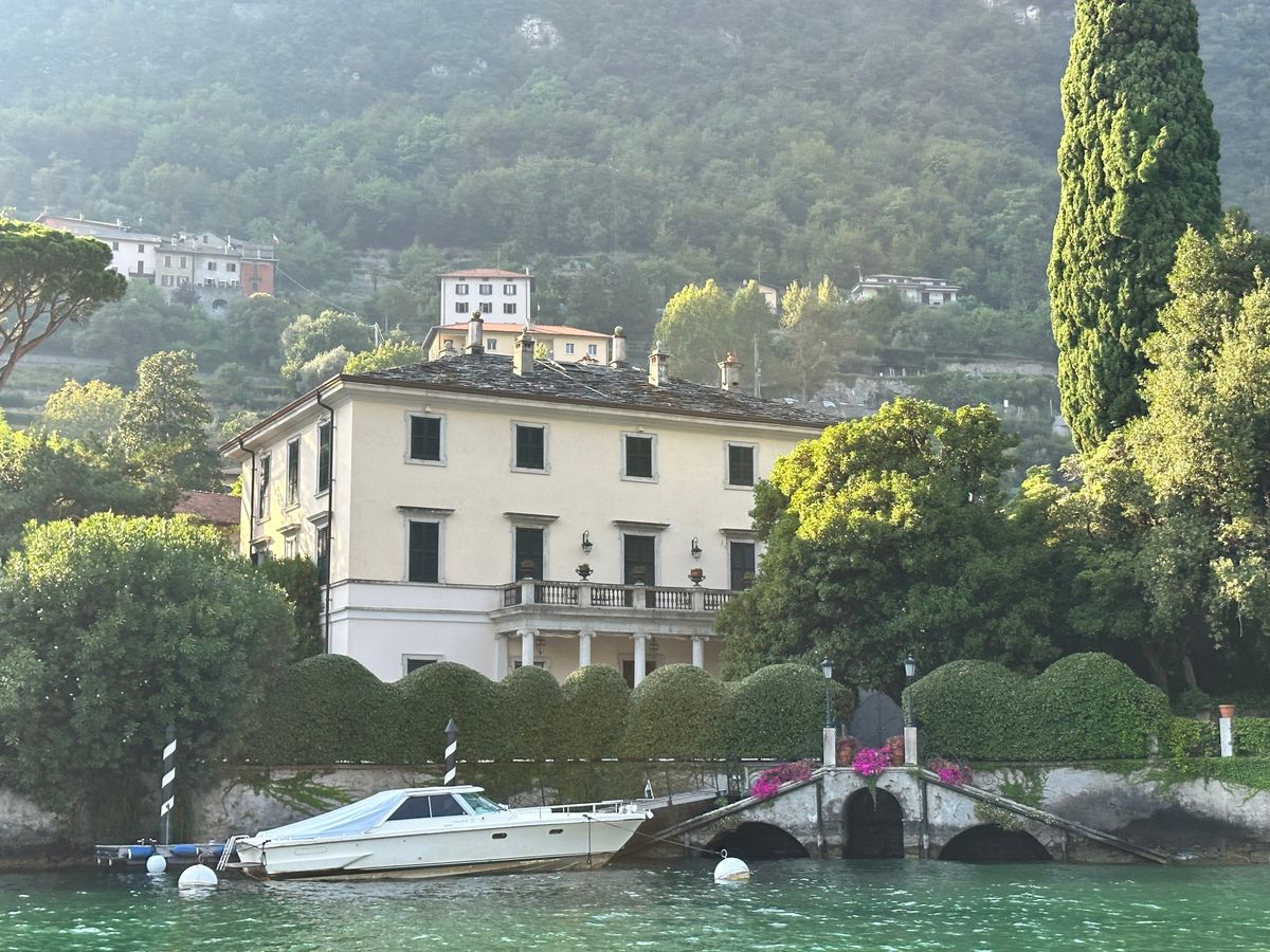 Hot feltöltés
George Clooney: Hivatalosan is francia lett!