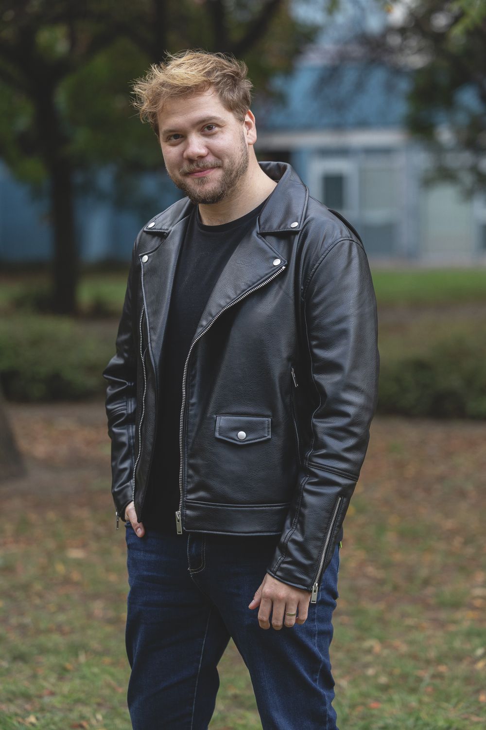 Visváder Tomi , Palácsik Lilla férje