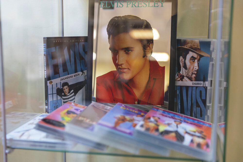 Elvis Presley a rock and roll kirláya