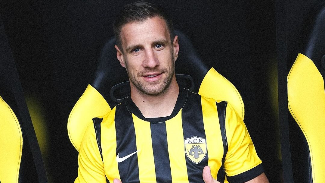 Varga Barnabás az AEK Athén focistája