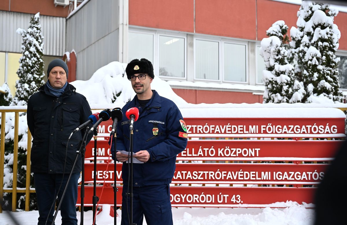 MUKICS Dániel; FÜLÖP Attila