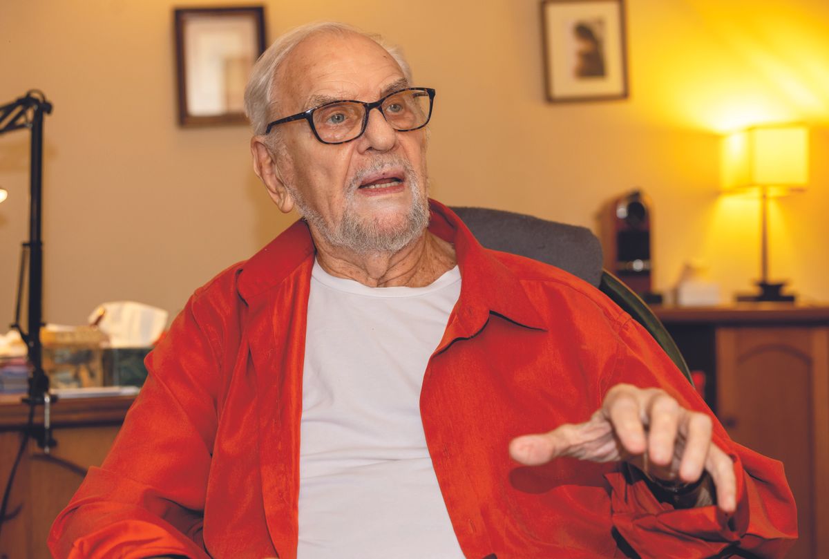 Hot feltöltés
Mélyinterjú: Müller Péter: "Az öregedést nagyon vacakul élik meg a férfiak"