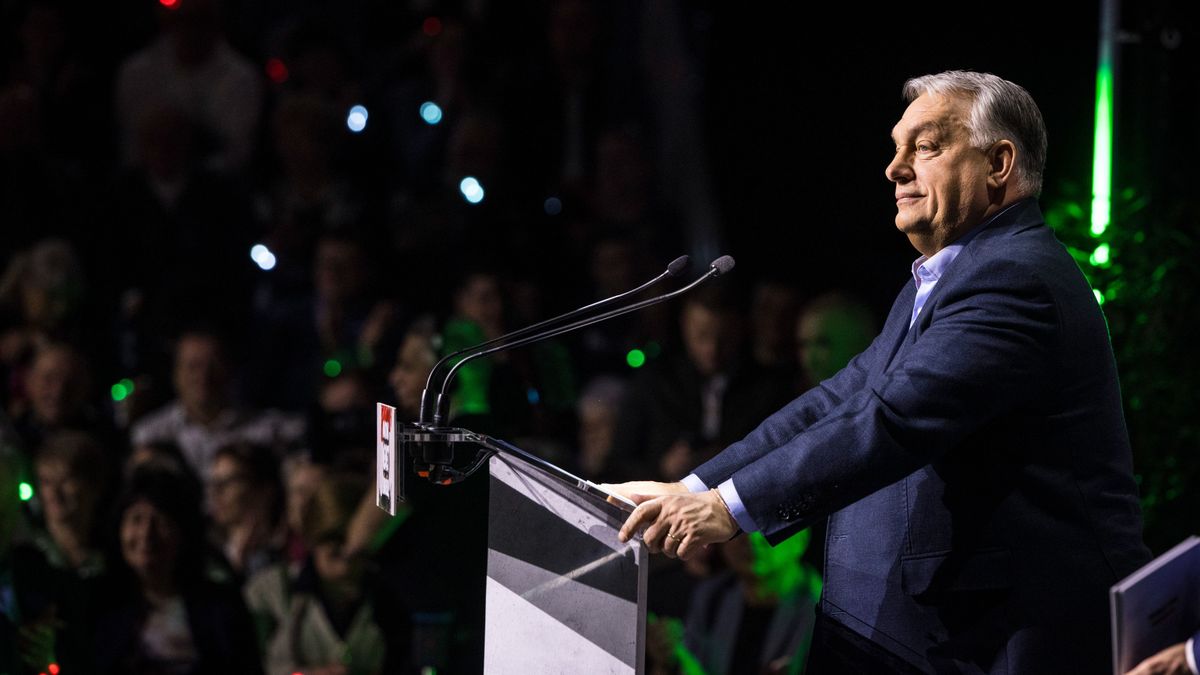 2025. 02. 07. DÁP, HEGY, háborúellenes gyűlés, szombathely
Orbán